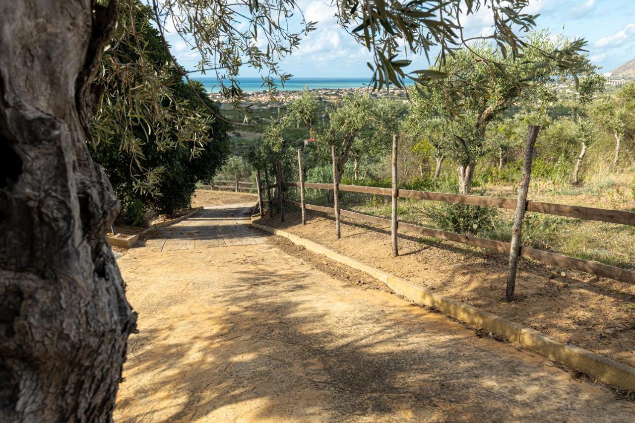 Solemar Sicilia - Le Casette Di Calzata Campofelice Di Roccella Exteriér fotografie