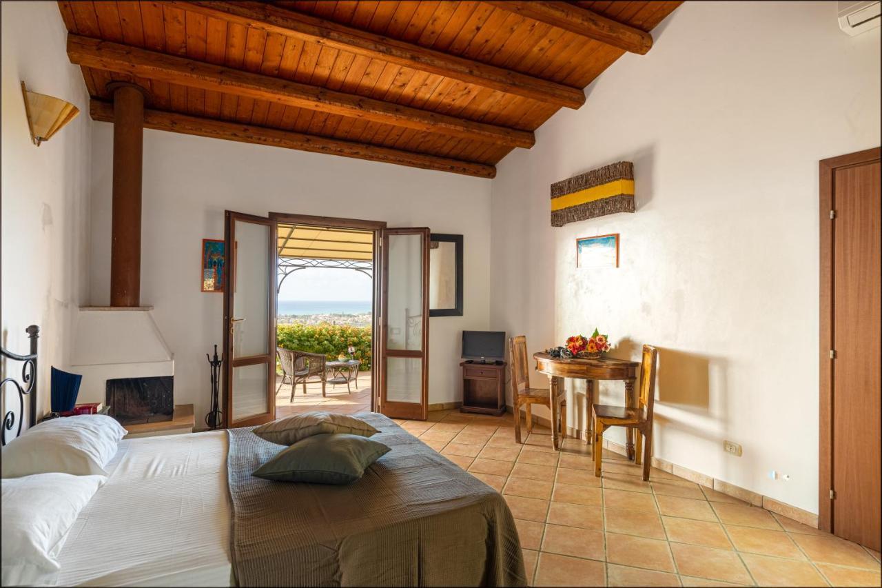 Solemar Sicilia - Le Casette Di Calzata Campofelice Di Roccella Exteriér fotografie