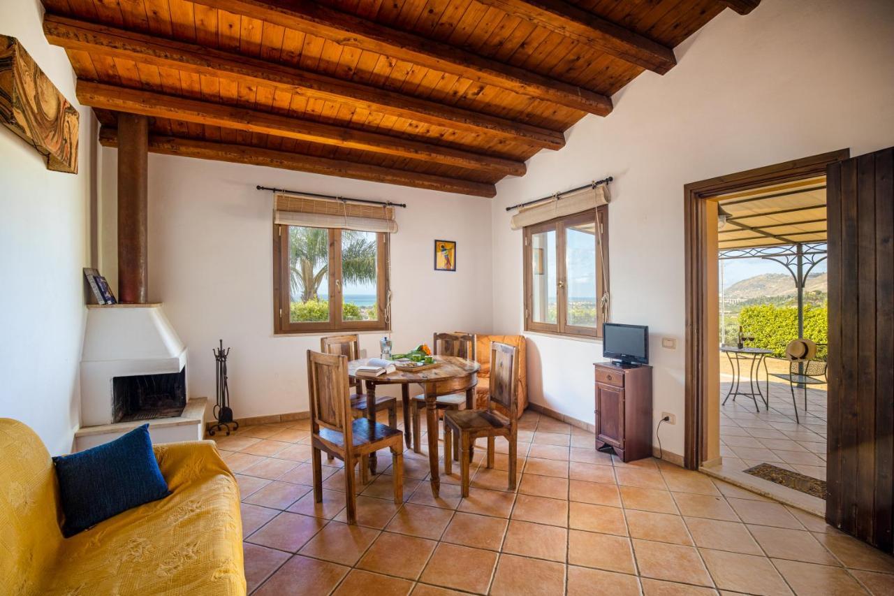 Solemar Sicilia - Le Casette Di Calzata Campofelice Di Roccella Exteriér fotografie